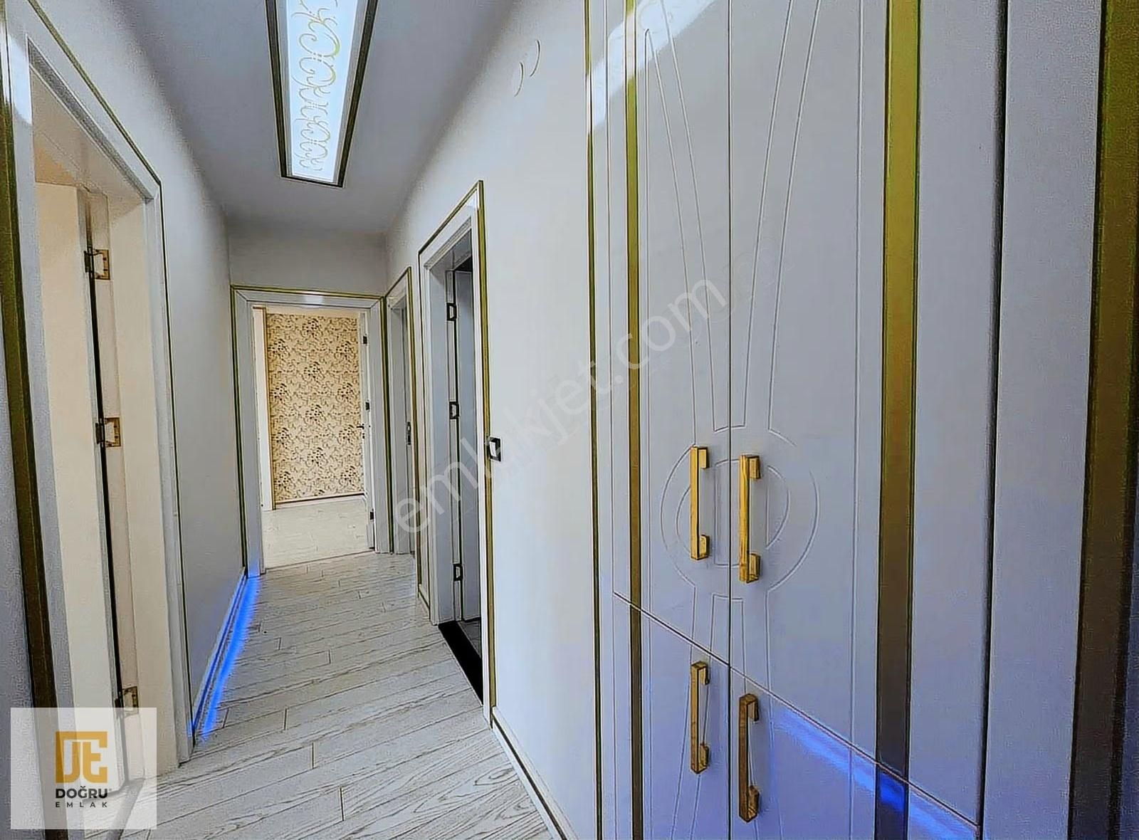 Doğru Emlak - Mithatpaşa'da Çok Özel 4+1 Kiralık Lüks Daire - Görsel 20