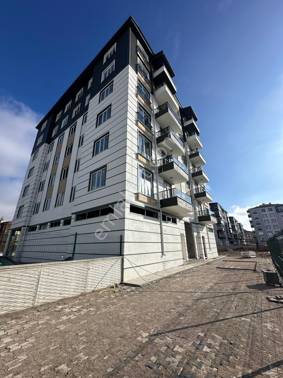 Afyon Üçok Emlaktan Sahipata Mah Satılık Sıfır Lüx 3+1 Arakat Asansörlü Daire - Görsel 2