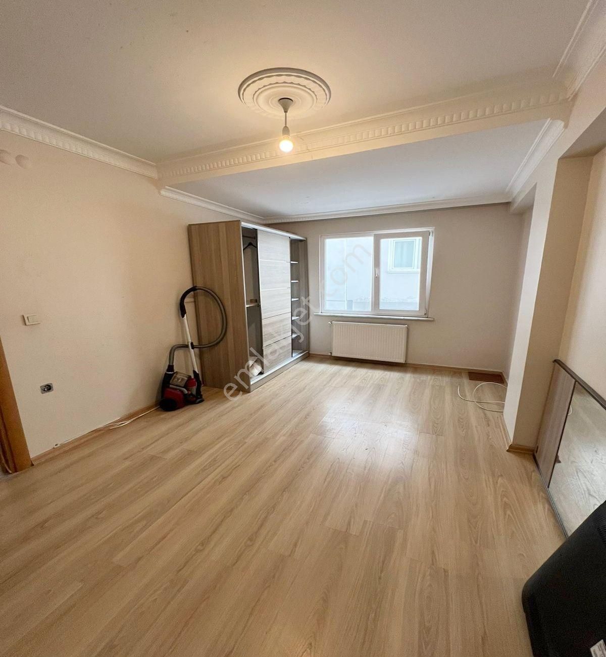 Avcılar Ormanlı Caddesine Yakın 2+1 Satılık Ara Kat Daire - Görsel 13