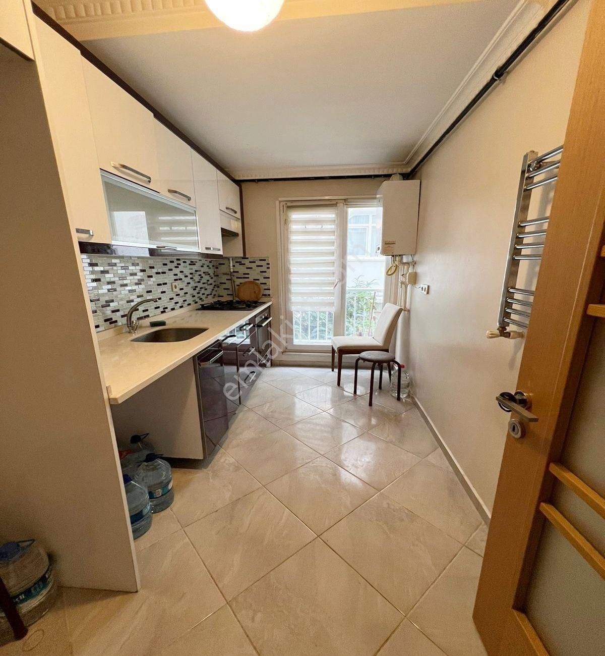 Avcılar Ormanlı Caddesine Yakın 2+1 Satılık Ara Kat Daire - Görsel 8