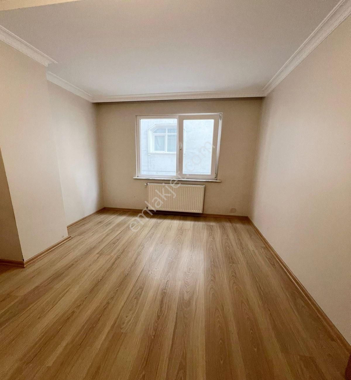 Avcılar Ormanlı Caddesine Yakın 2+1 Satılık Ara Kat Daire - Görsel 2