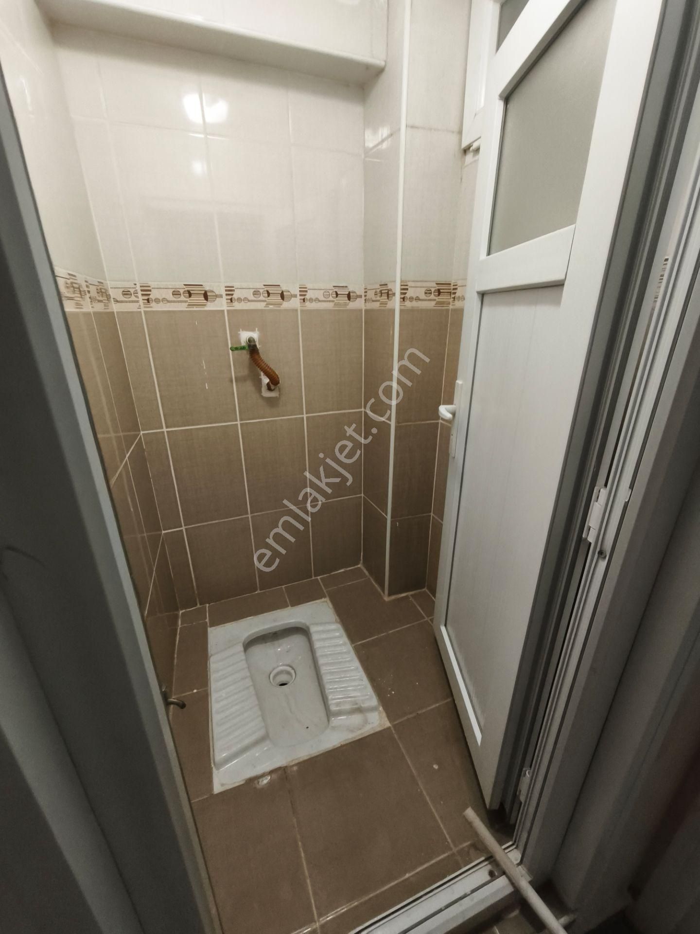 Eyüp Silahtar Da 2+1 / 85m2 / 2.kat / Kombili / Havadar / Geniş Mutfaklı / 15-16 Yıllık - Görsel 29