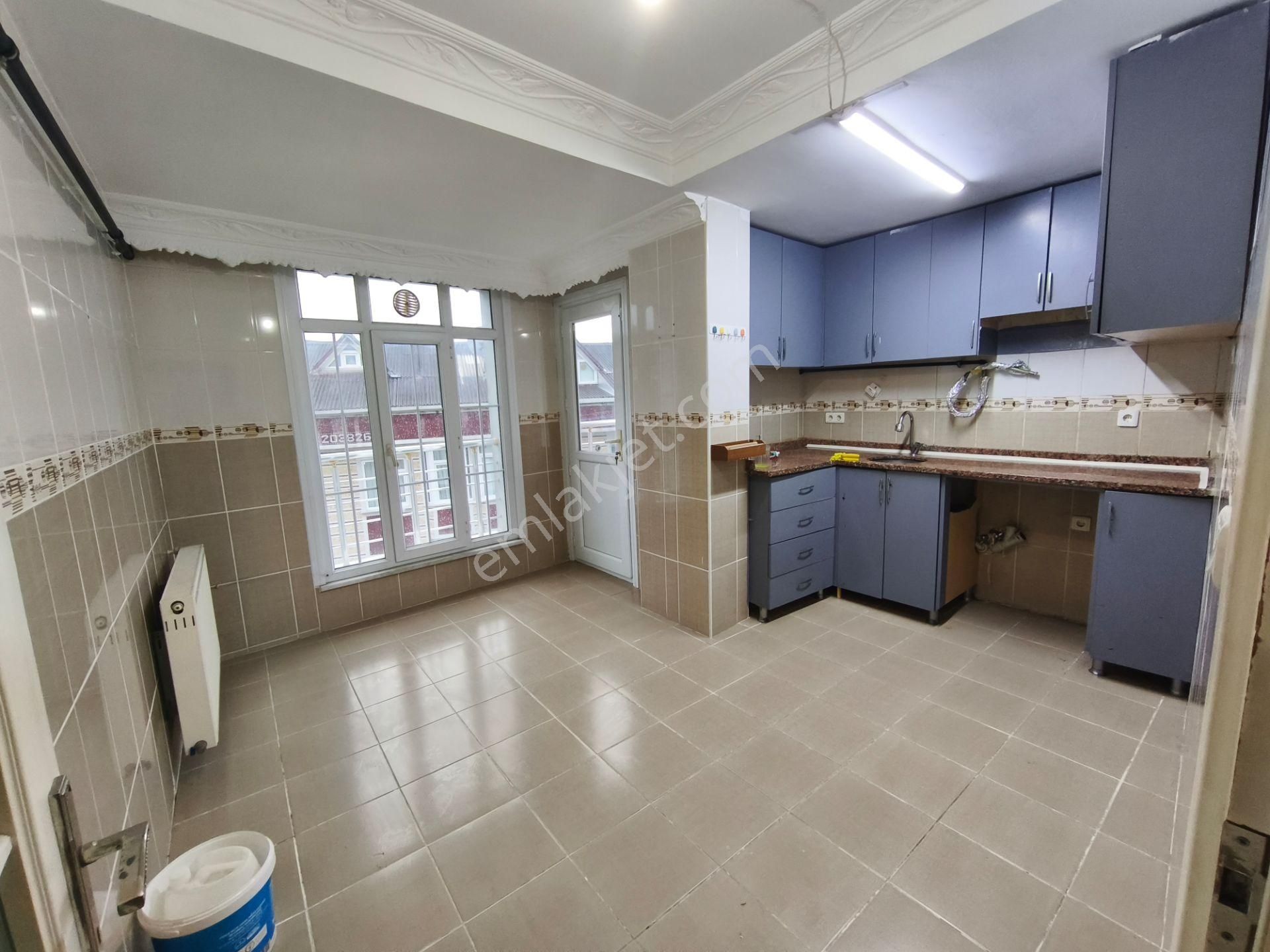 Eyüp Silahtar Da 2+1 / 85m2 / 2.kat / Kombili / Havadar / Geniş Mutfaklı / 15-16 Yıllık - Görsel 18