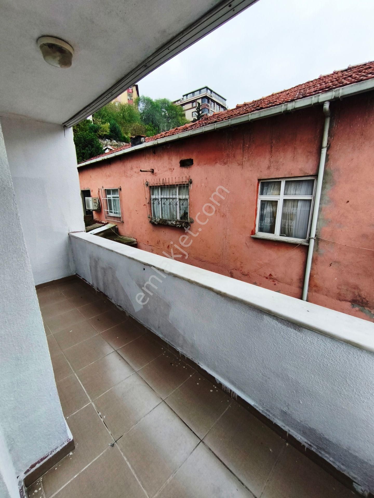 Eyüp Silahtar Da 2+1 / 85m2 / 2.kat / Kombili / Havadar / Geniş Mutfaklı / 15-16 Yıllık - Görsel 7