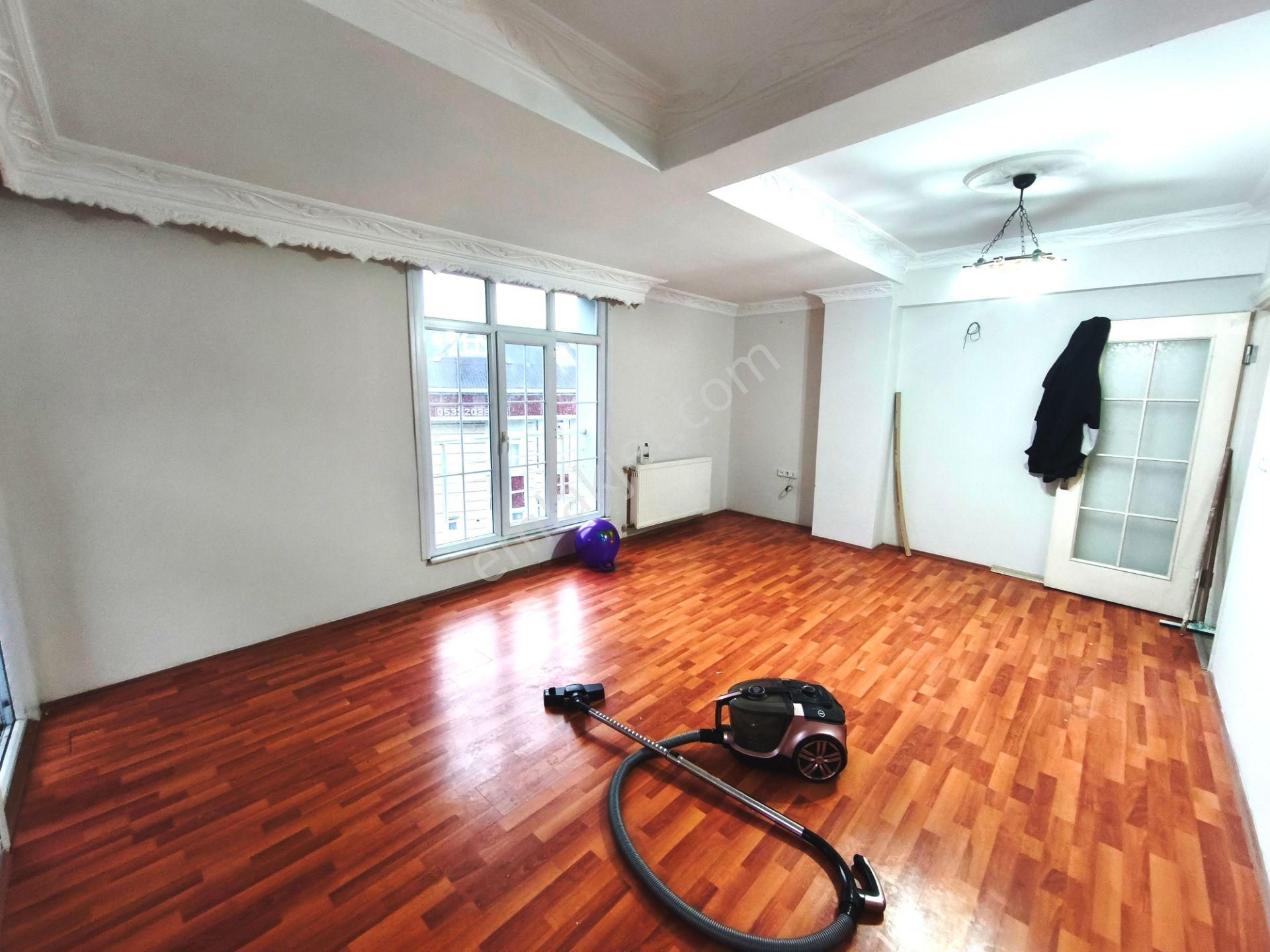 Eyüp Silahtar Da 2+1 / 85m2 / 2.kat / Kombili / Havadar / Geniş Mutfaklı / 15-16 Yıllık - Görsel 3
