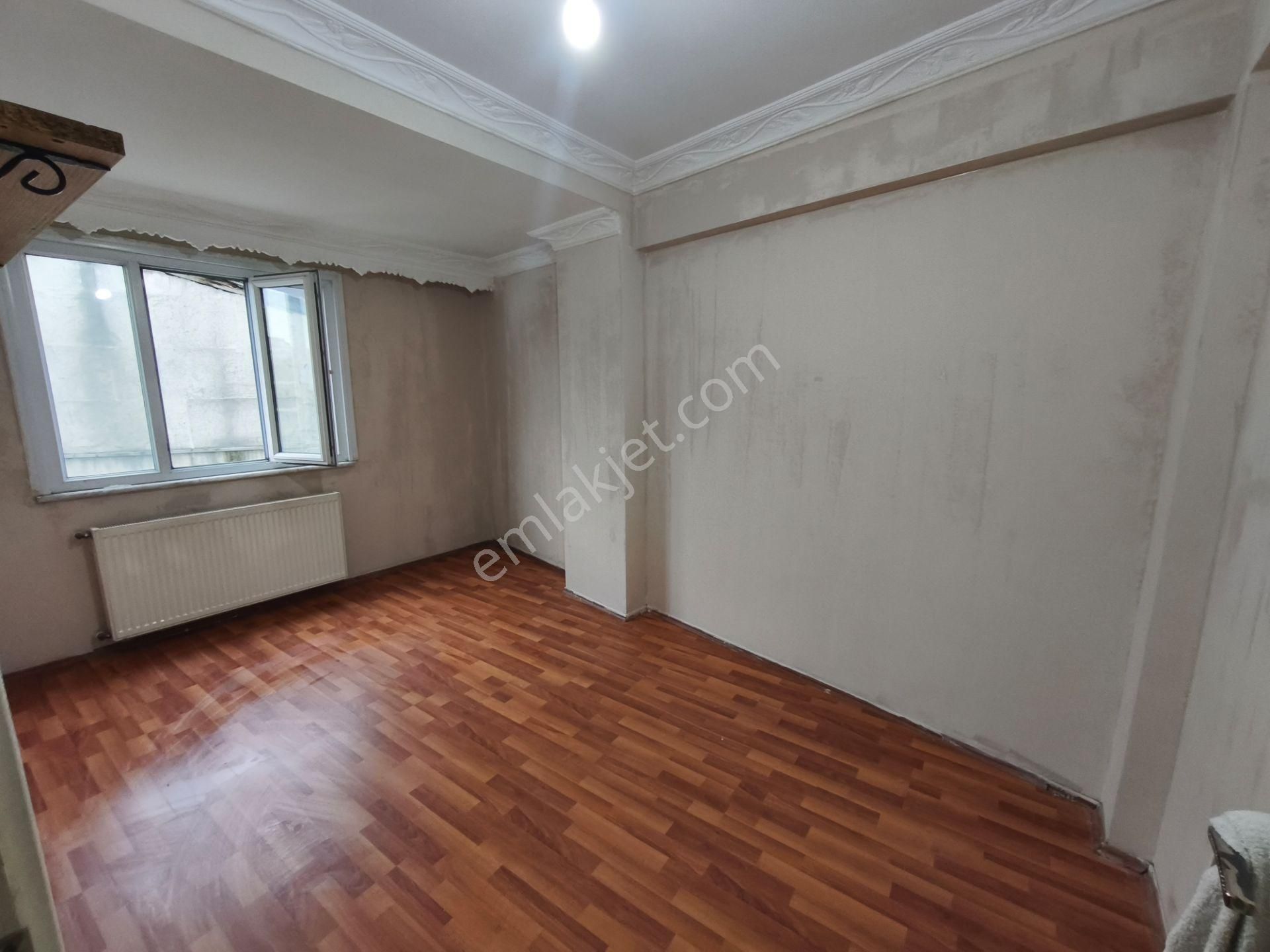 Eyüp Silahtar Da 2+1 / 85m2 / 2.kat / Kombili / Havadar / Geniş Mutfaklı / 15-16 Yıllık - Görsel 15
