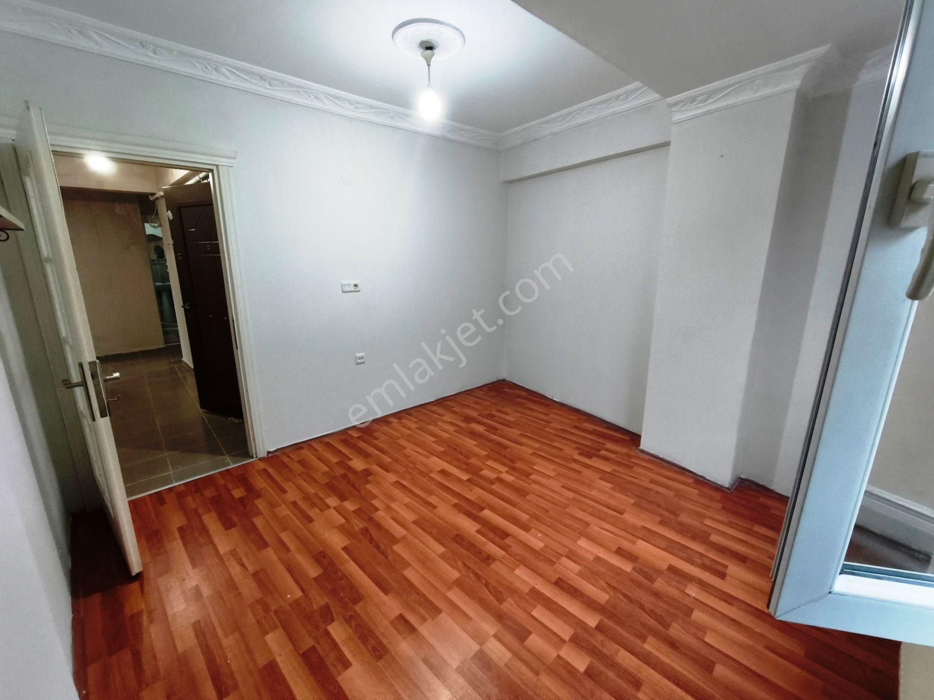 Eyüp Silahtar Da 2+1 / 85m2 / 2.kat / Kombili / Havadar / Geniş Mutfaklı / 15-16 Yıllık - Görsel 11