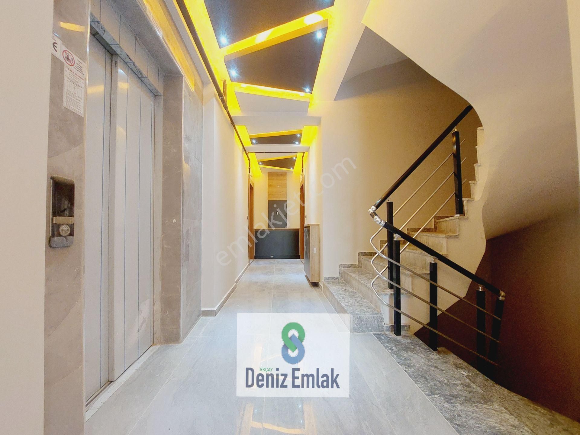 Denizden Akçayda Yeni Binada Geniş Lüks Satılık 1+1 Daire. - Görsel 18