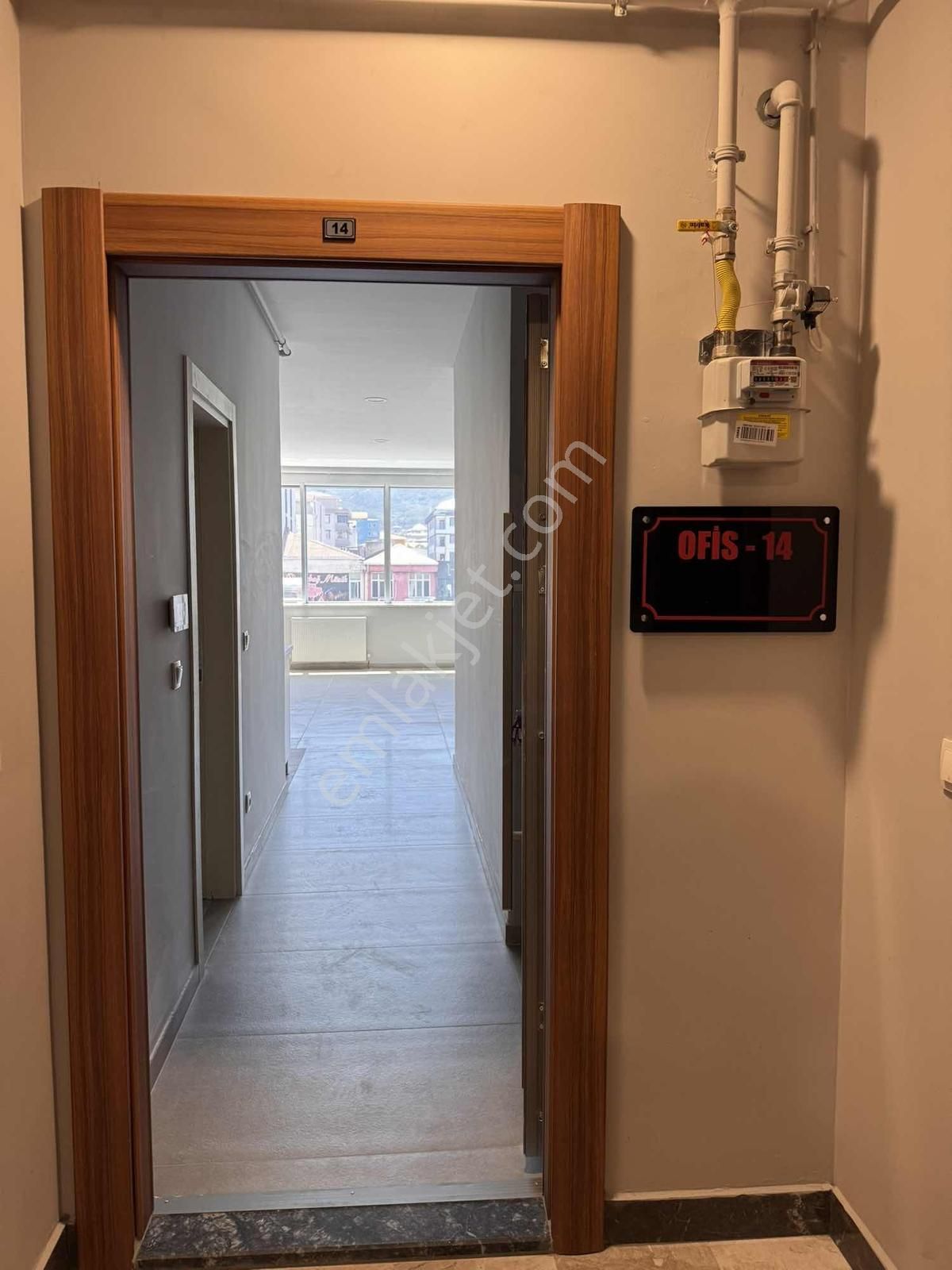 Sultanbeyli Aslan Plazada Prestijli Konumda Kiralık Ofisler - Görsel 32