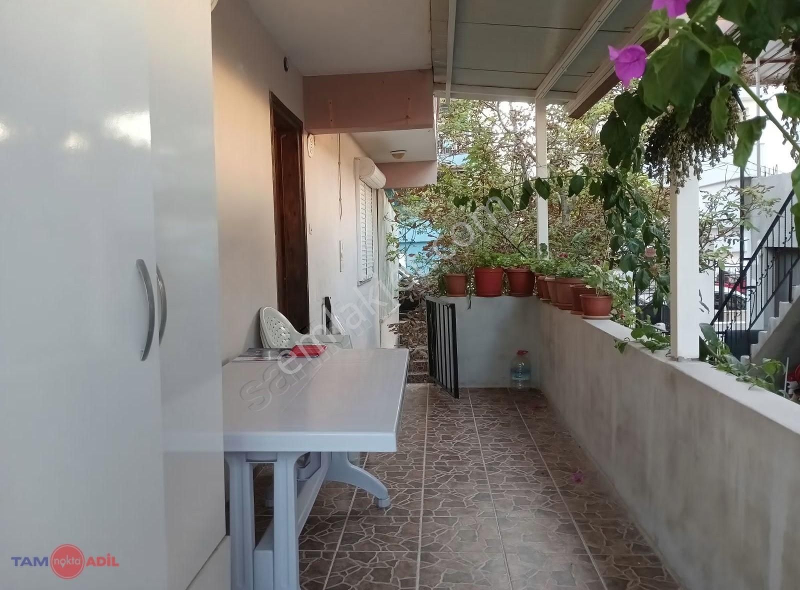 Dikili'de Satılık 2 Adet 1+1 Daireli,müstakil Ev! - Görsel 9