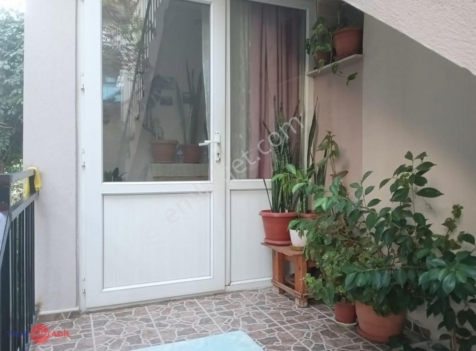 Dikili'de Satılık 2 Adet 1+1 Daireli,müstakil Ev! - Görsel 13