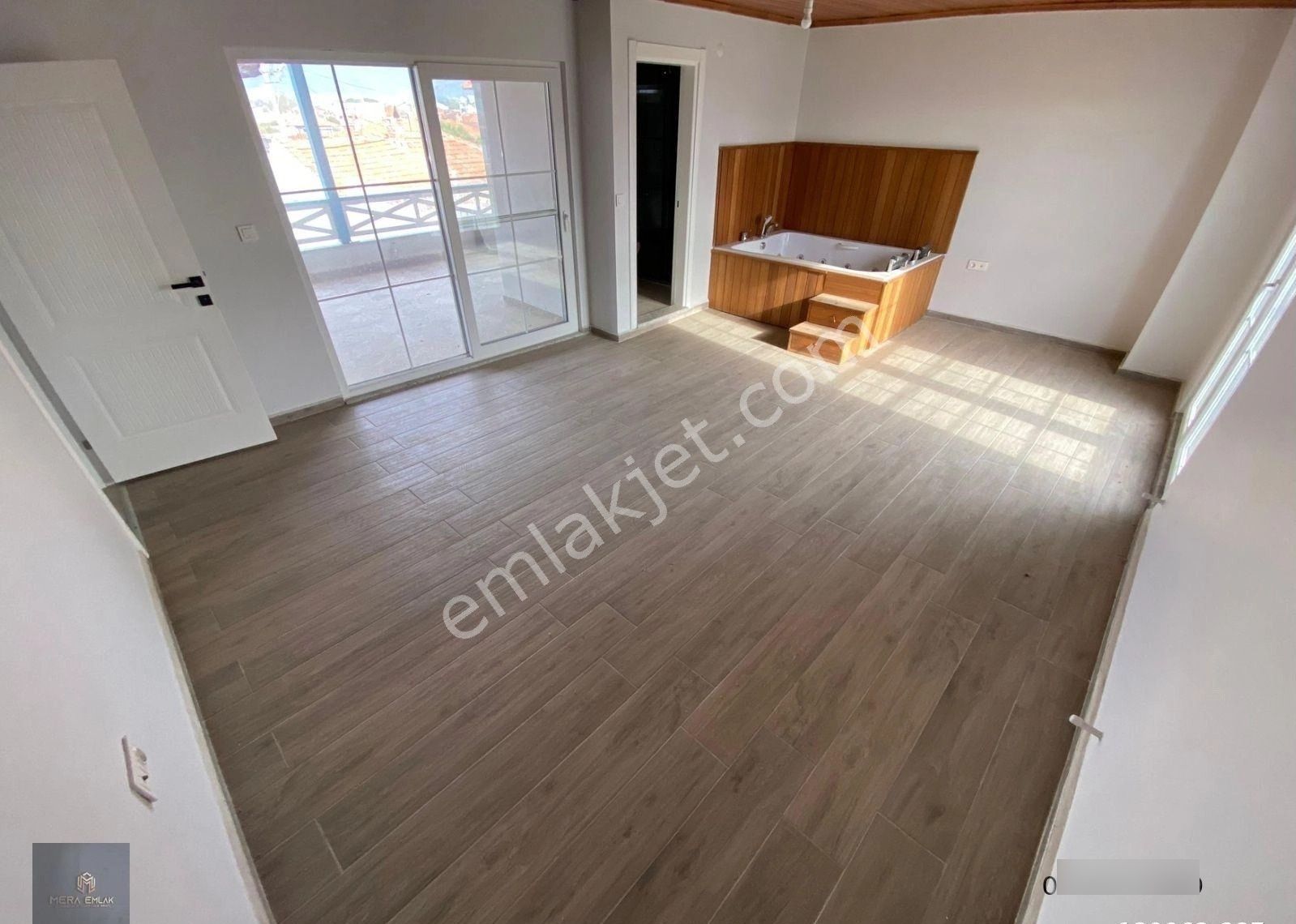 Mera Emlak Bostancıda Özel Tasarım 275m2 Arsa İçinde 4+1 Villa - Görsel 7