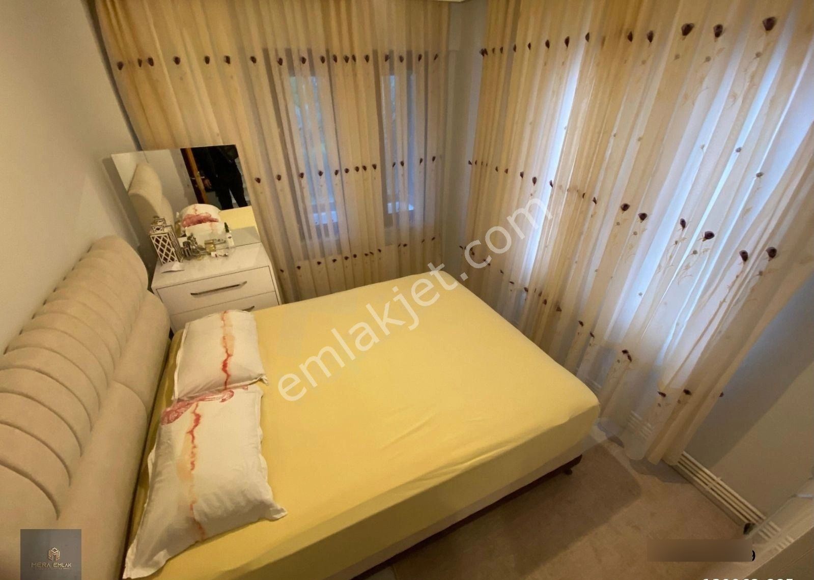 Mera Emlaktan Fenerde Havuzlu Sitede 3+1 200m2 Tripleks Villa - Görsel 2