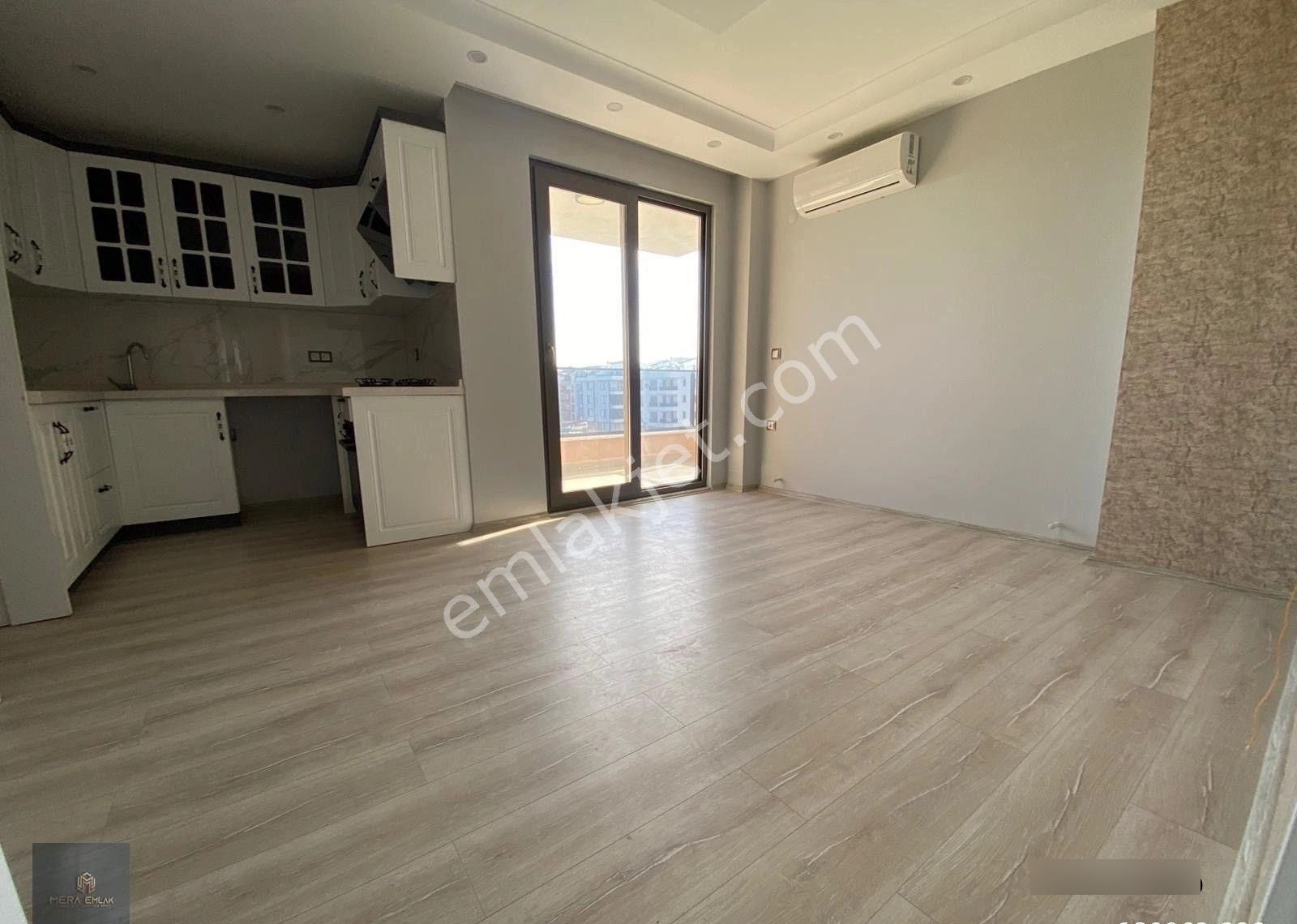 Mera Emlak & Altınkumda Teraslı Manzaralı 3+1 180m2 Dublex Daire - Görsel 16