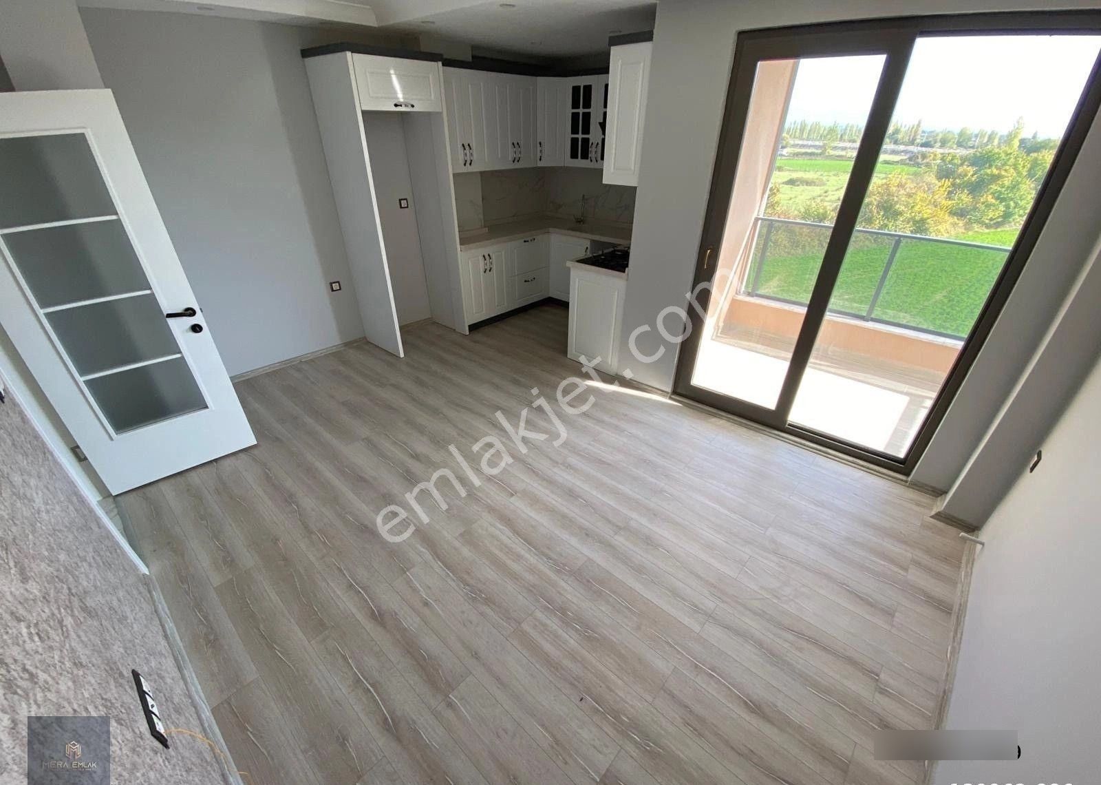 Mera Emlak & Altınkumda Teraslı Manzaralı 3+1 180m2 Dublex Daire - Görsel 34