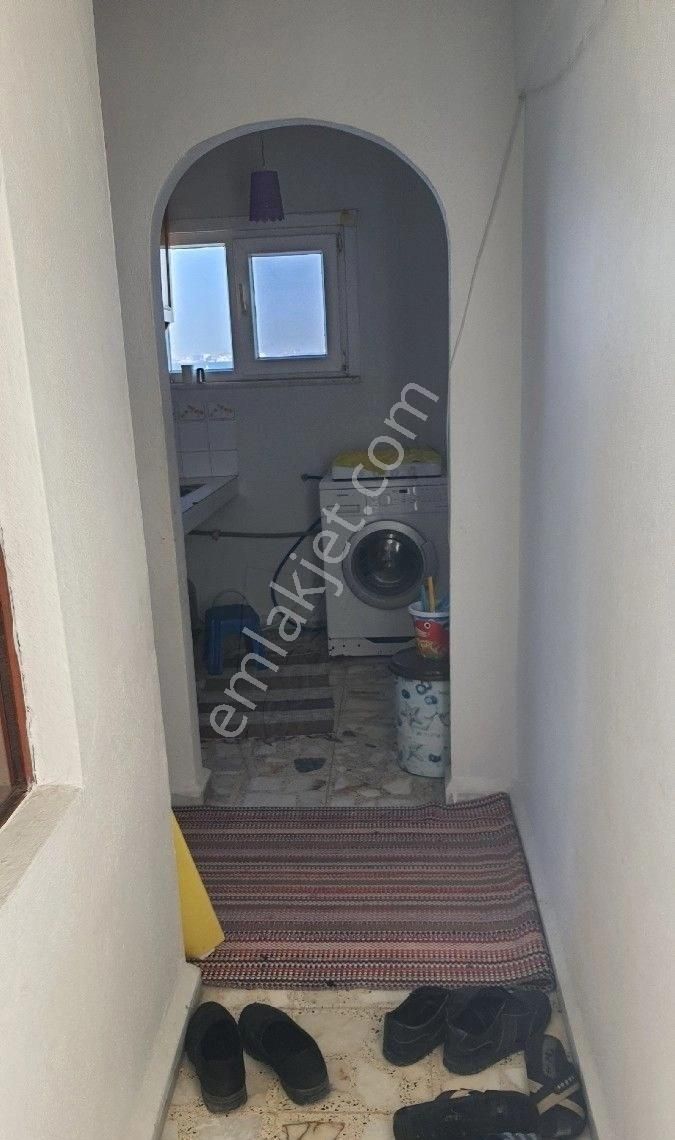 Altınkum Sitesinde Denize Sıfır Köşe Binada Satılık 2+1 Daire - Görsel 8