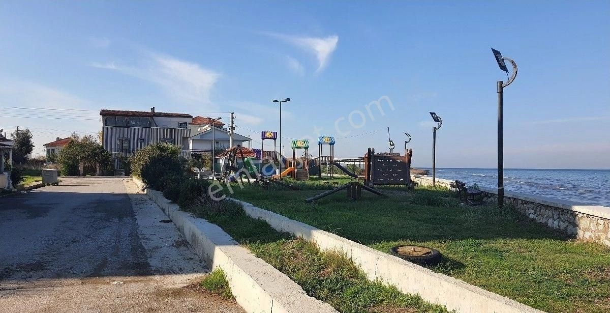 Altınkum Sitesinde Denize Sıfır Köşe Binada Satılık 2+1 Daire - Görsel 15