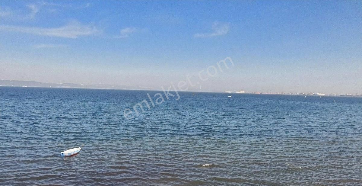 Altınkum Sitesinde Denize Sıfır Köşe Binada Satılık 2+1 Daire - Görsel 22