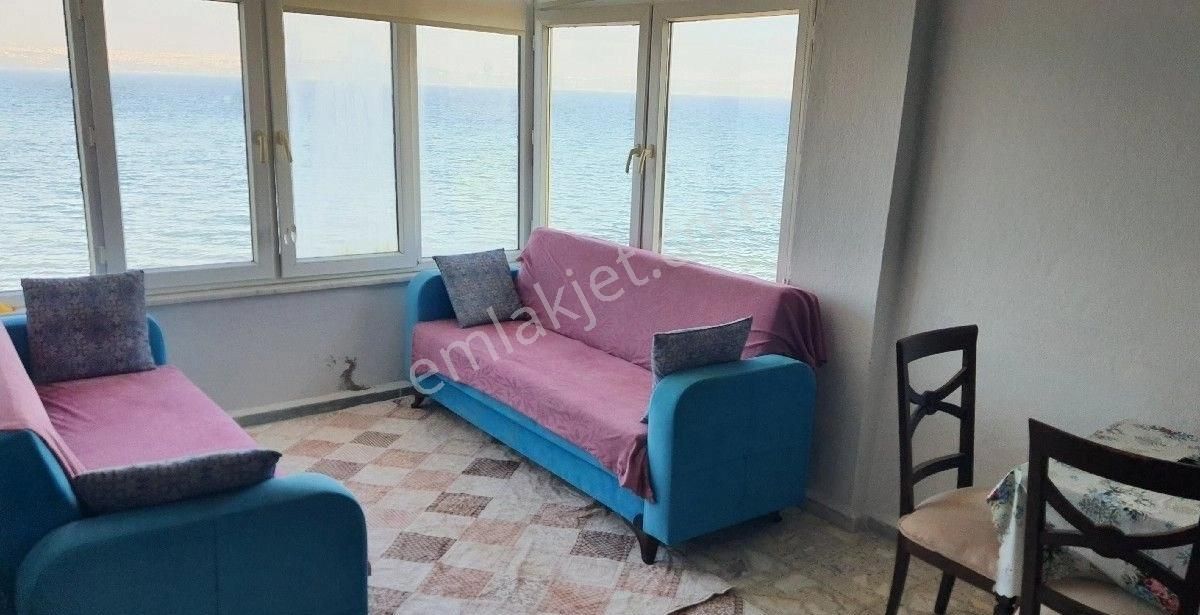 Altınkum Sitesinde Denize Sıfır Köşe Binada Satılık 2+1 Daire - Görsel 14