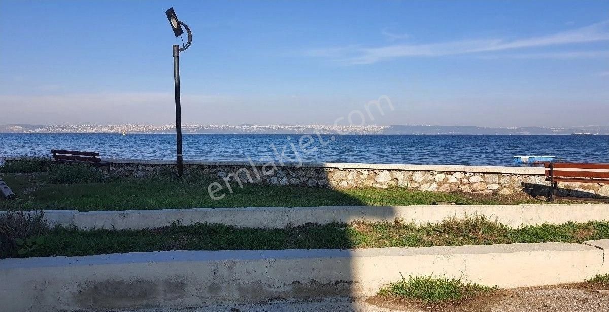 Altınkum Sitesinde Denize Sıfır Köşe Binada Satılık 2+1 Daire - Görsel 16