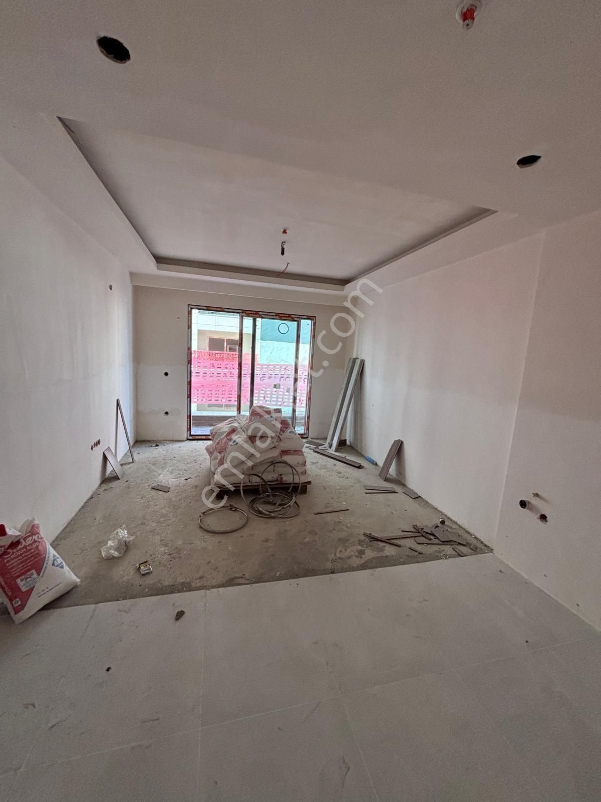 Mega Garden Park Zeytinburnu'nda Satılık 1+1 Toprak İnşaat - Görsel 3