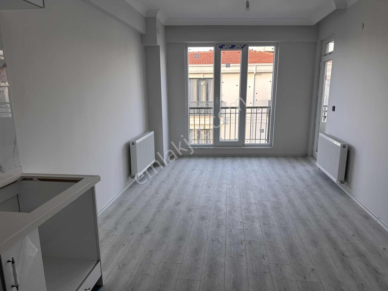 Kemalpaşa Mah. 1+1 Büyük Geniş Ferah İskanlı Daire - Görsel 17