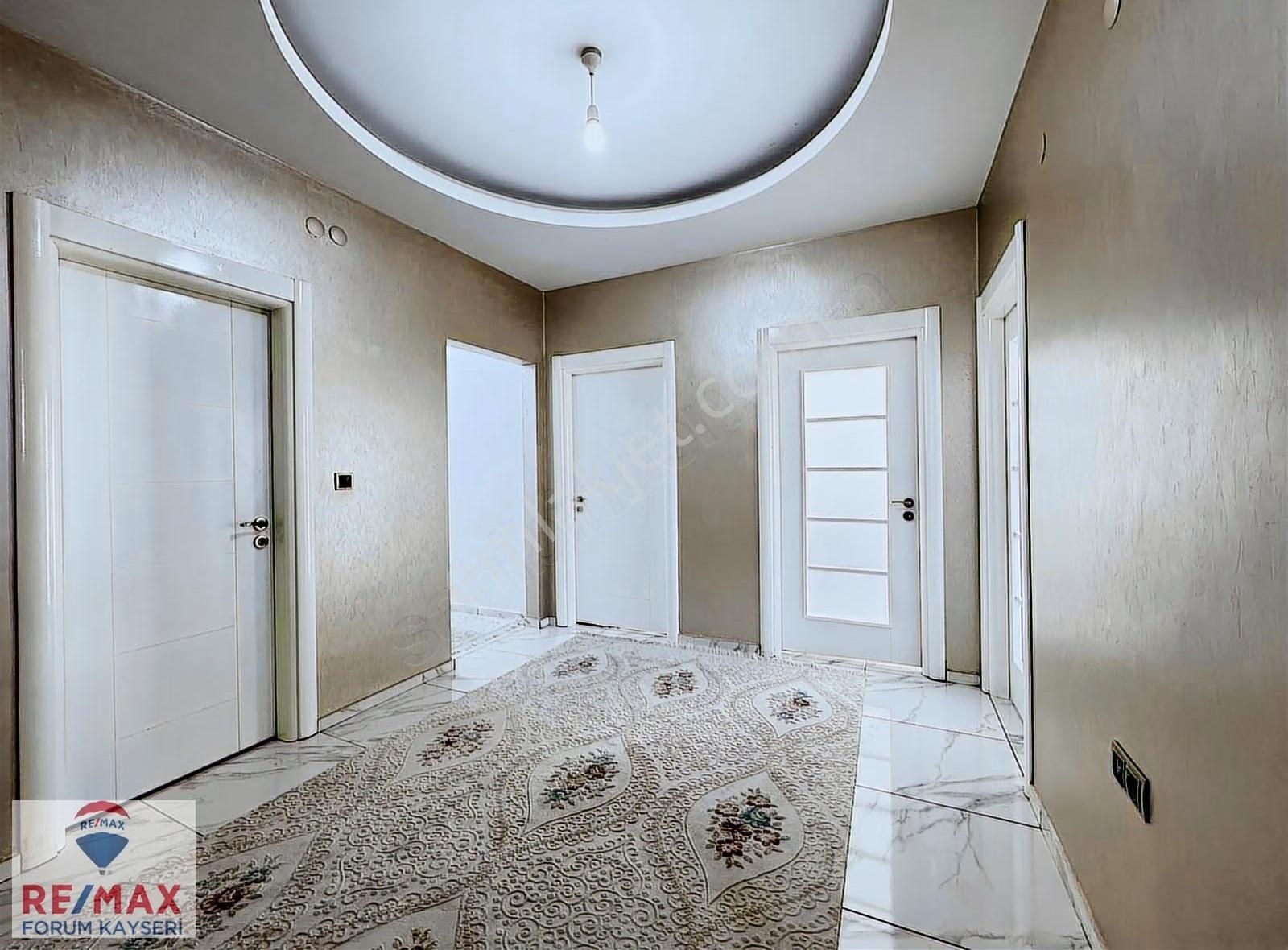 Talas Papatya Caddesi Üzerinde Satılık 3+1 Daire - Görsel 18