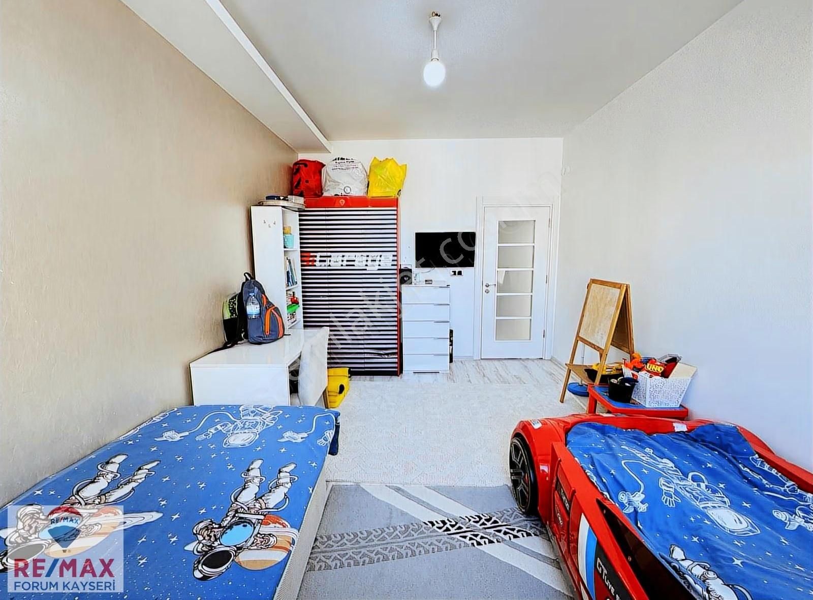 Talas Papatya Caddesi Üzerinde Satılık 3+1 Daire - Görsel 9