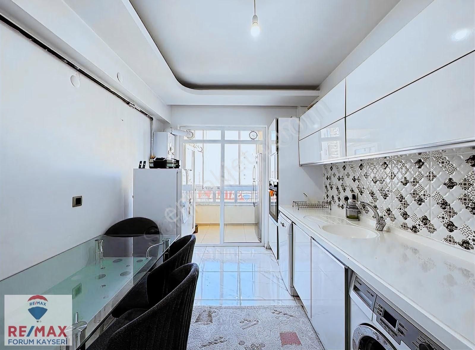 Talas Papatya Caddesi Üzerinde Satılık 3+1 Daire - Görsel 21