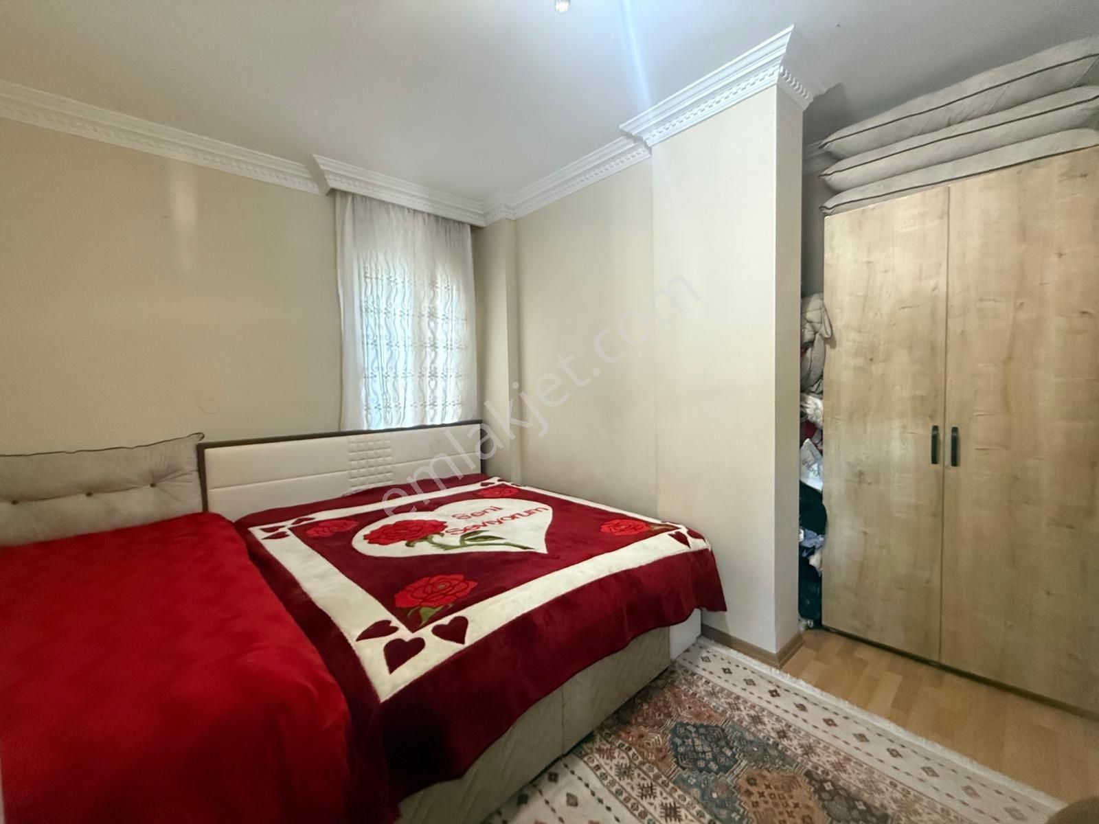 Kuşadası Otogar Arkası Yüksek Giriş 1+1 65 - Görsel 4