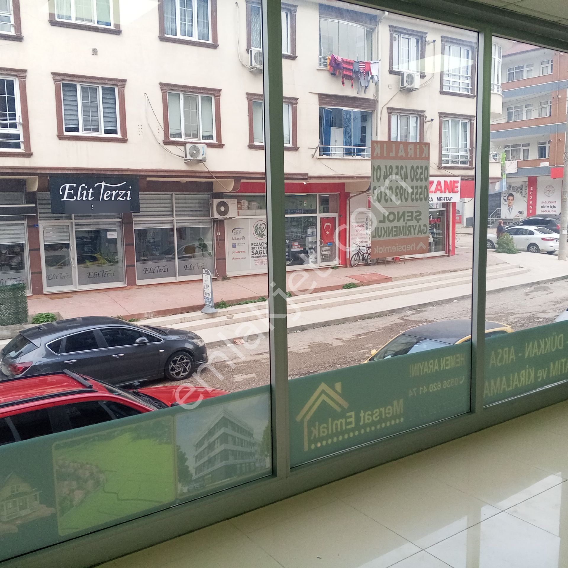 Şenol Gayrimenkul'den Yarımcapark İş Merkezinde Kiralık Dükkan - Görsel 9