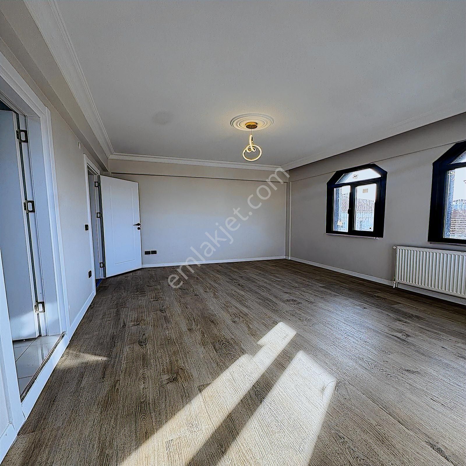 Beylikdüzü Marina'da 9+1 Satlık Villa - Görsel 23