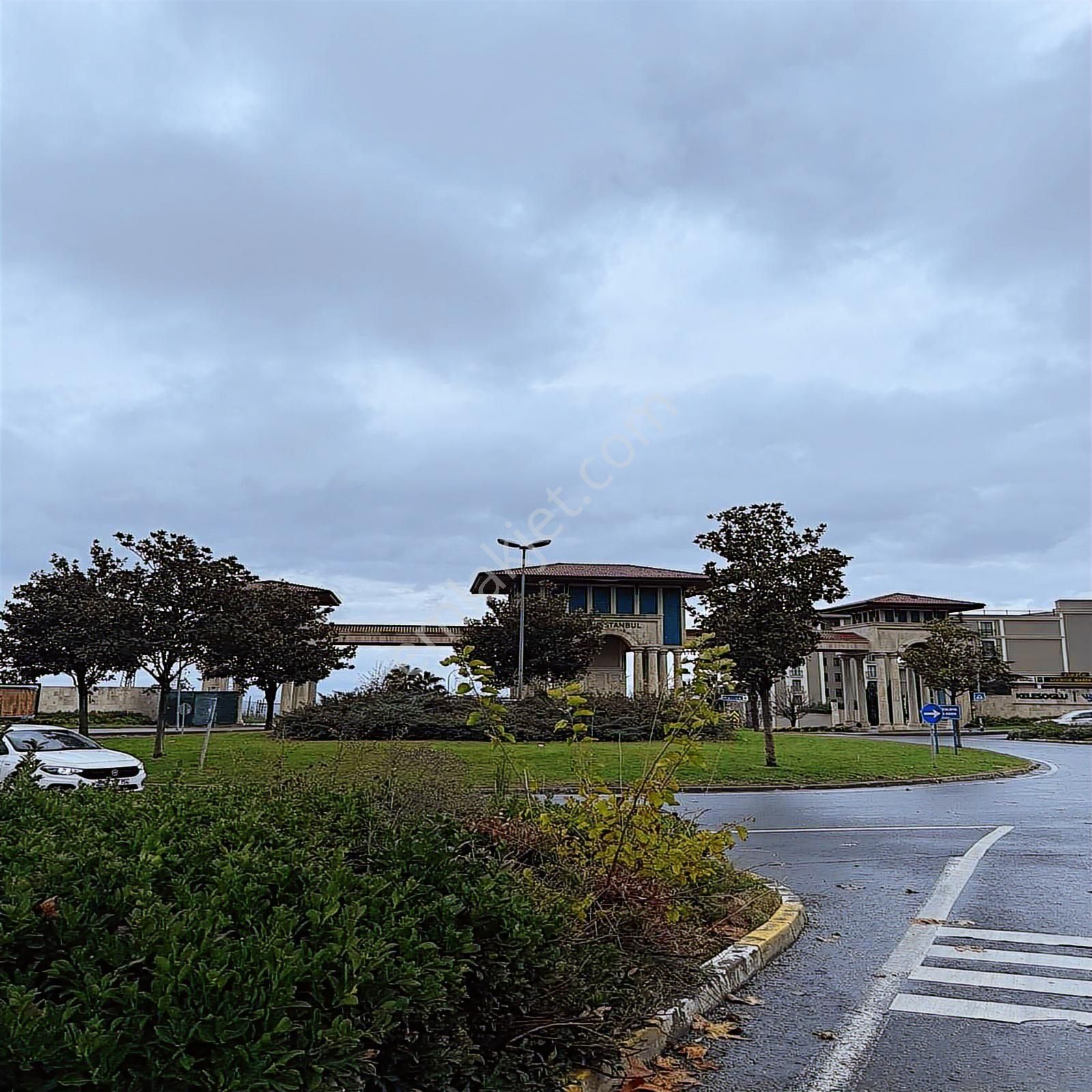 Beylikdüzü Marina'da 9+1 Satlık Villa - Görsel 28