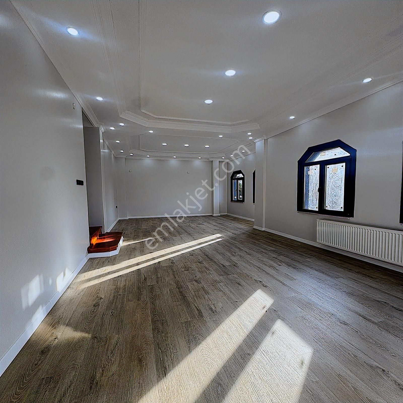 Beylikdüzü Marina'da 9+1 Satlık Villa - Görsel 3