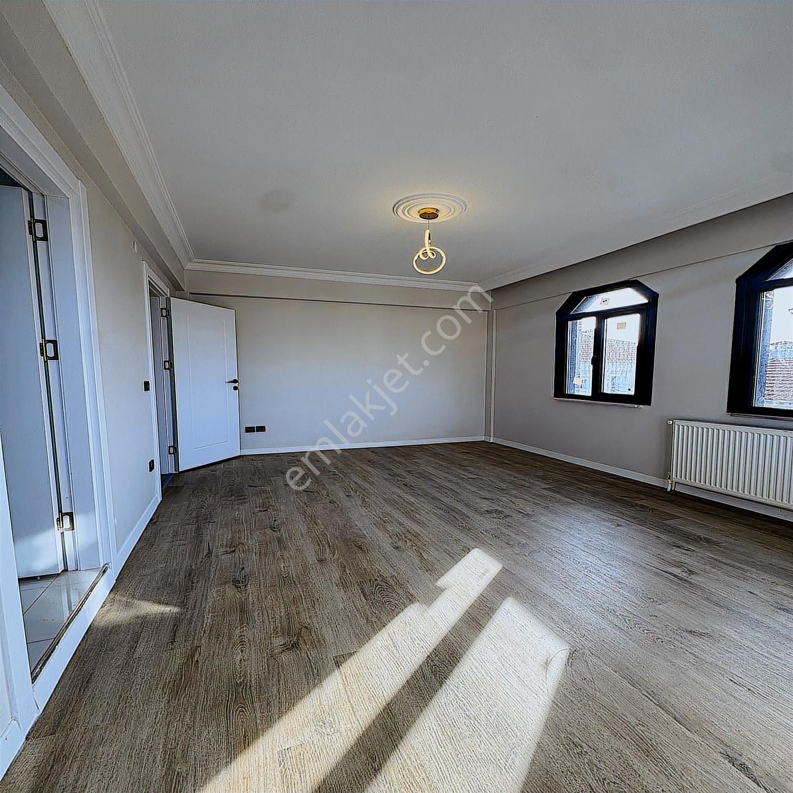 Beylikdüzü Marina'da 9+1 Satlık Villa - Görsel 15