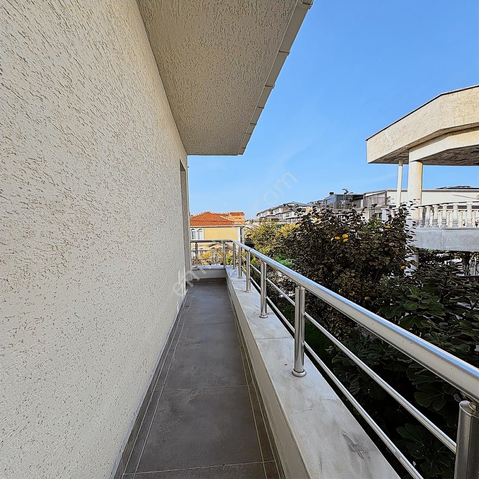 Beylikdüzü Marina'da 9+1 Satlık Villa - Görsel 24