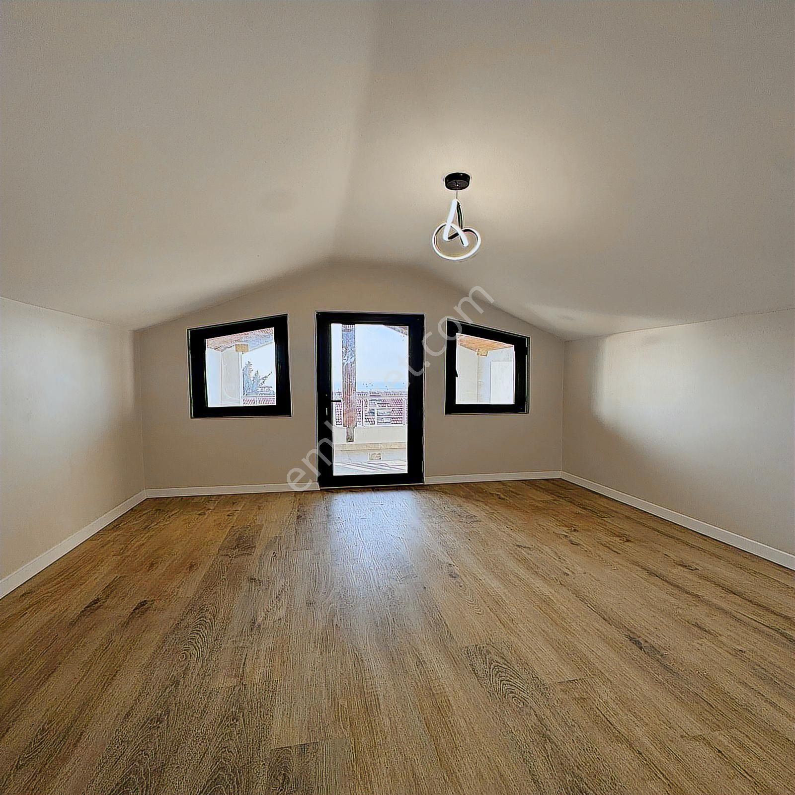 Beylikdüzü Marina'da 9+1 Satlık Villa - Görsel 14