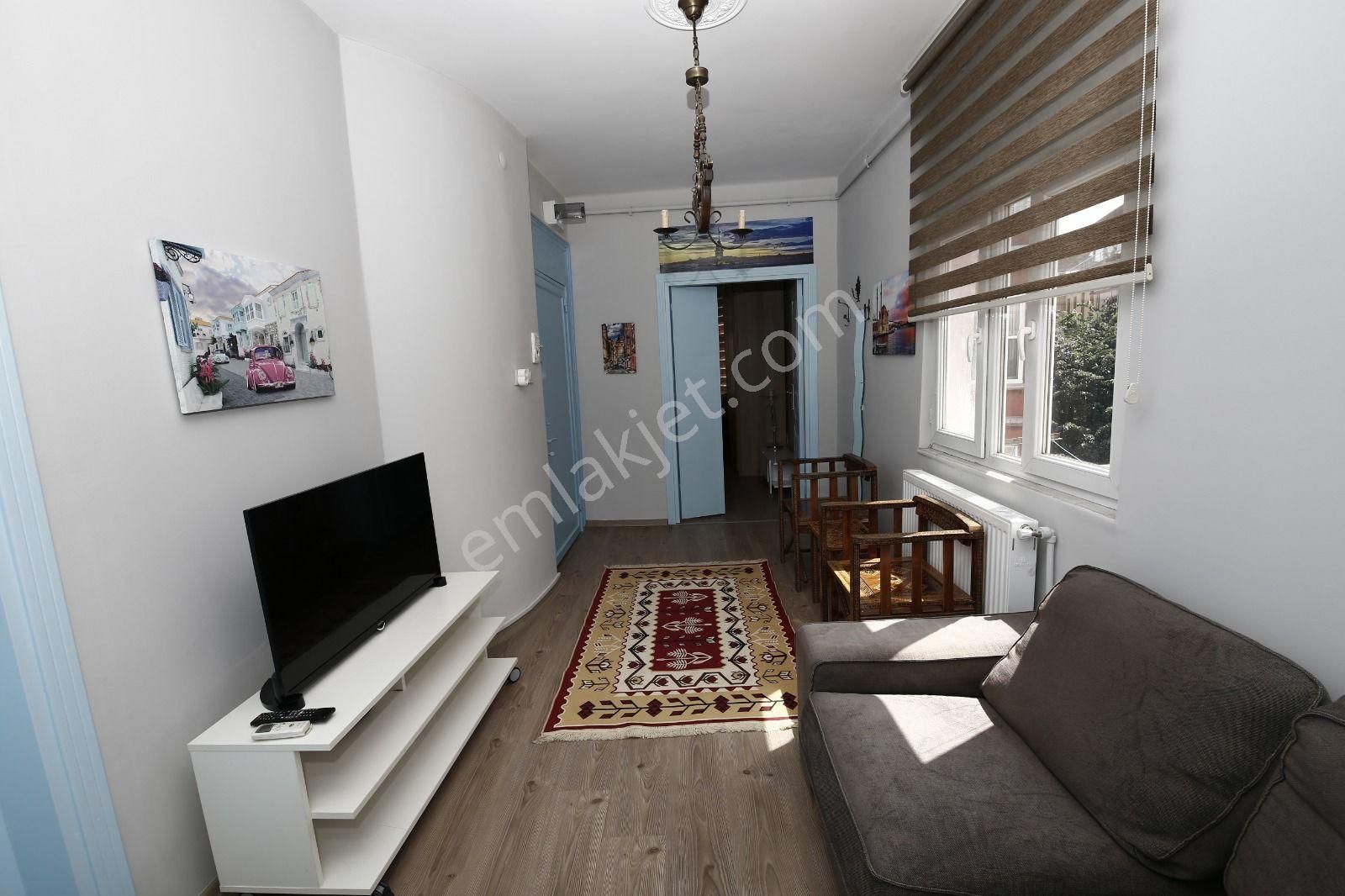 Beyoğlu Cihangir Firuzağada Kiralık Daire Full Eşyalı Yüksek Tavanlı 2+1 - Görsel 13