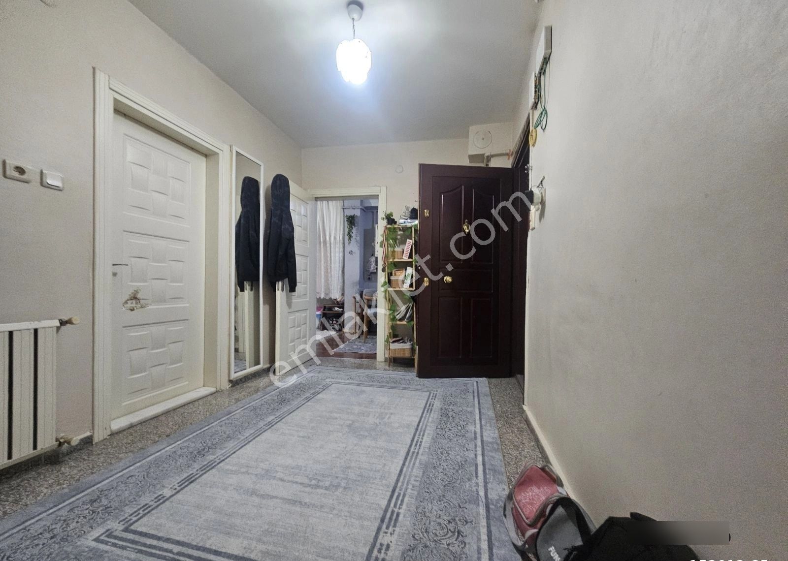 Bagcılar Yüzyıl 42 Evler Mah Satılık Daire Parkın Yanında