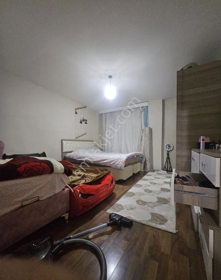 Bagcılar Yüzyıl 42 Evler Mah Satılık Daire Parkın Yanında - Görsel 5