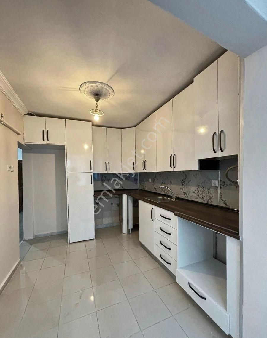 Bagcılar Yüzyıl Mustafa Kemal Parkın Orda 1 Kat Daire - Görsel 6