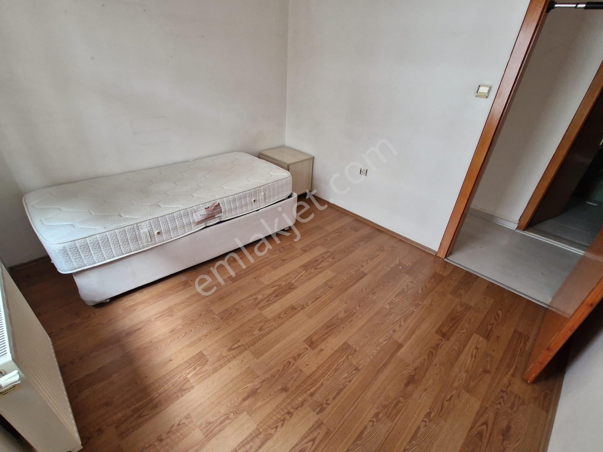 Birlik Mahallesi 393. Cadde Üzerinde Ara Kat Boş Satılık 3+1 Kupon Daire.......... - Görsel 16