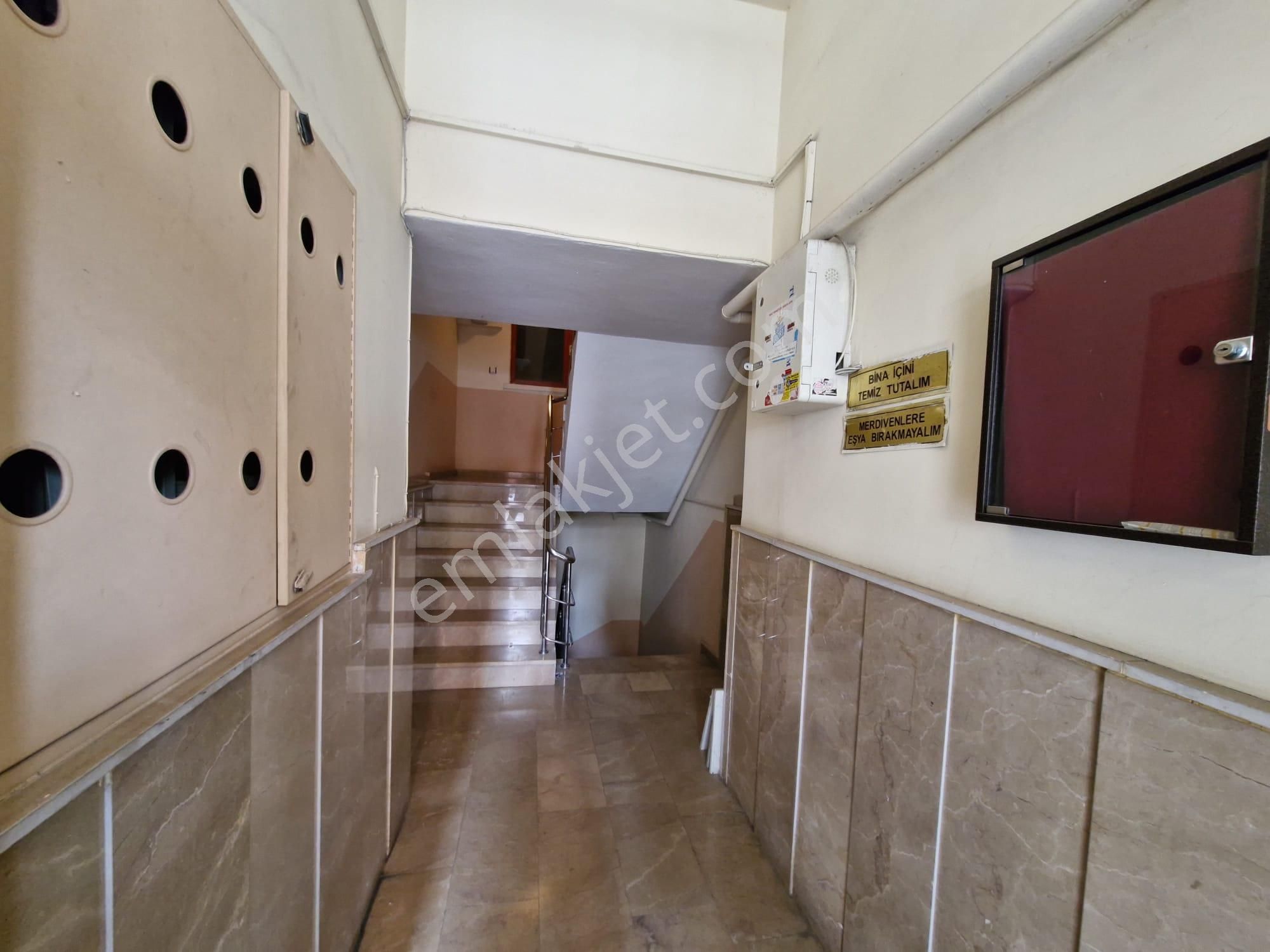 Birlik Mahallesi 393. Cadde Üzerinde Ara Kat Boş Satılık 3+1 Kupon Daire.......... - Görsel 28