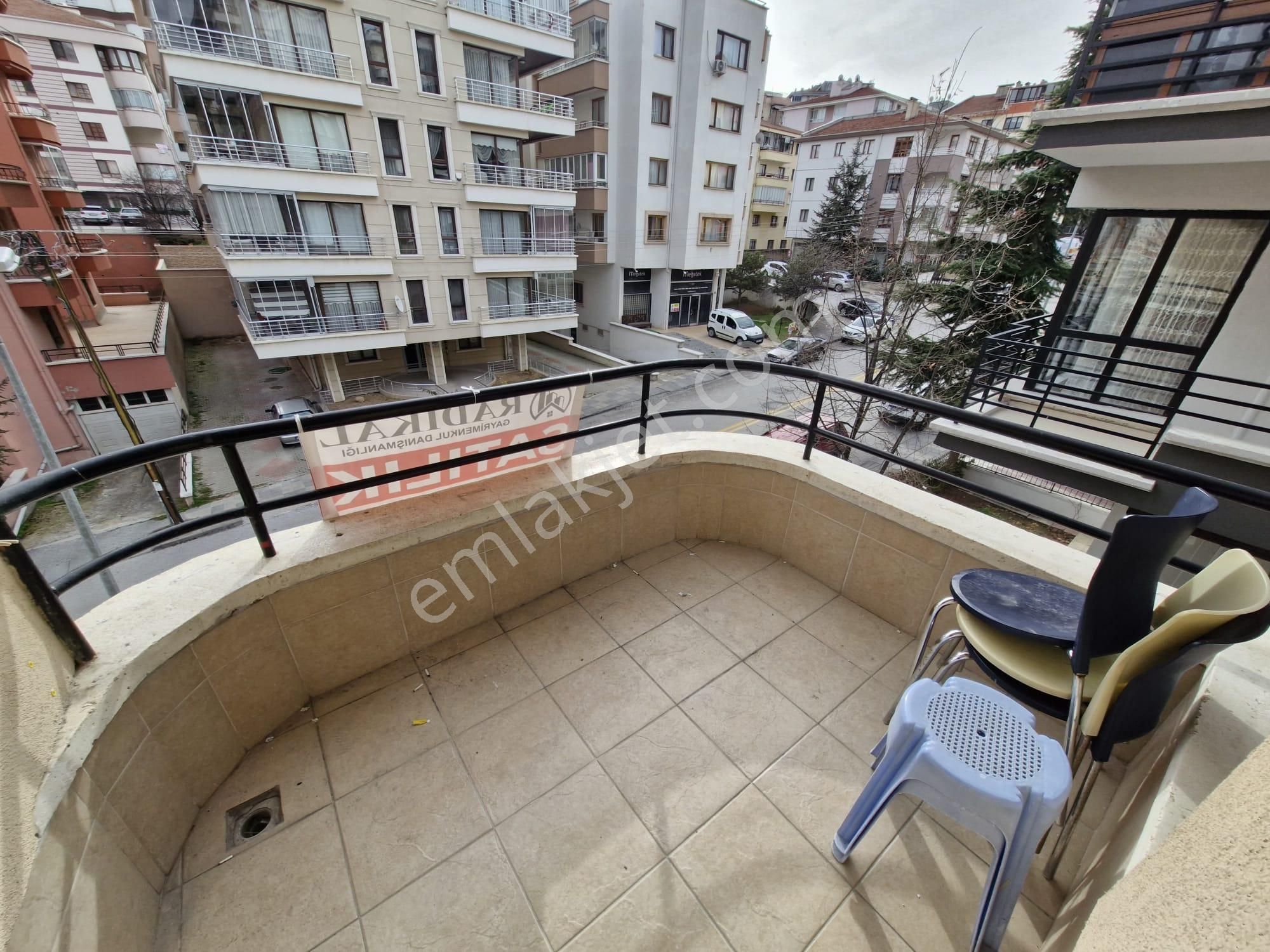 Birlik Mahallesi 393. Cadde Üzerinde Ara Kat Boş Satılık 3+1 Kupon Daire.......... - Görsel 9