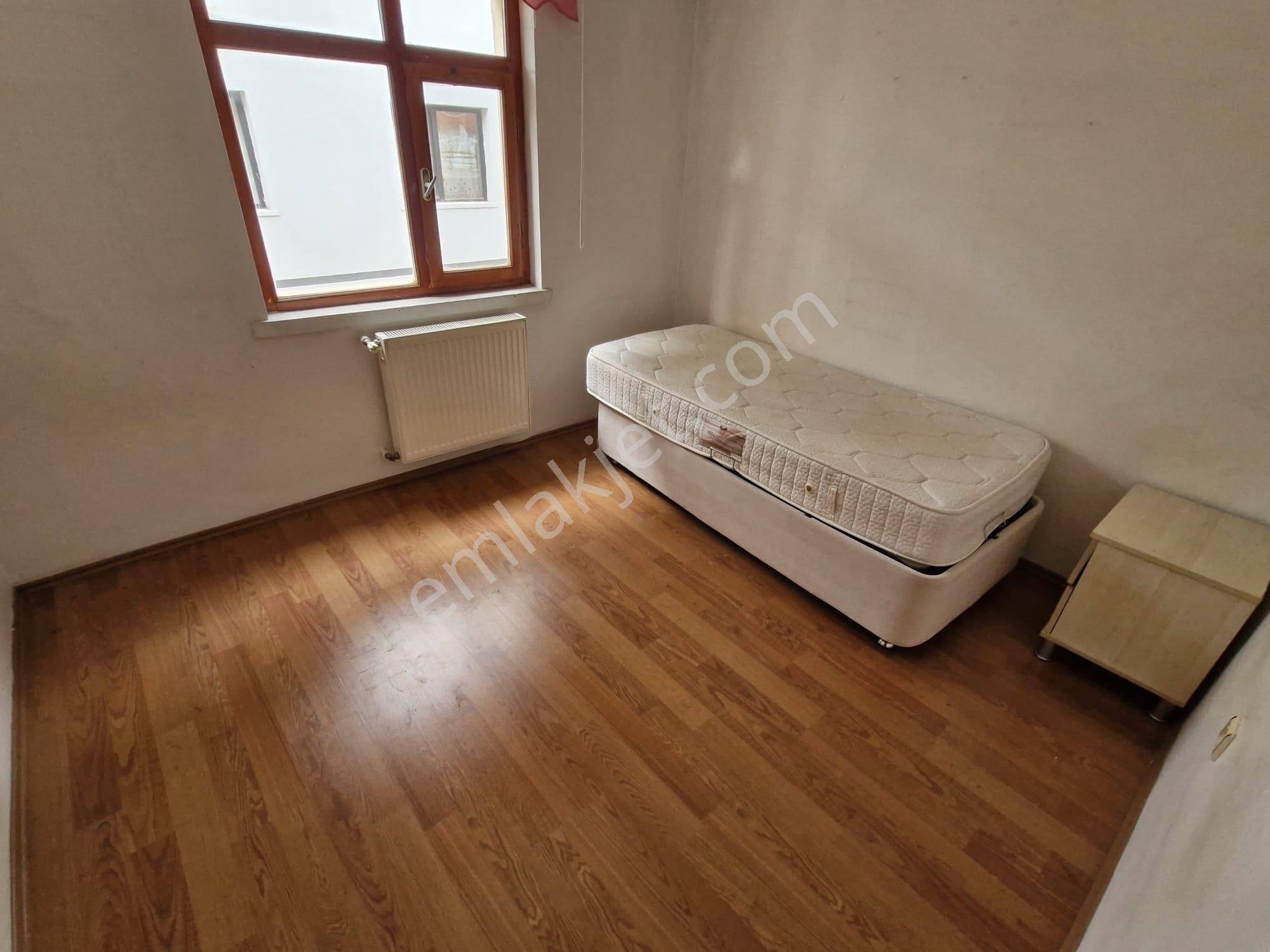 Birlik Mahallesi 393. Cadde Üzerinde Ara Kat Boş Satılık 3+1 Kupon Daire.......... - Görsel 15