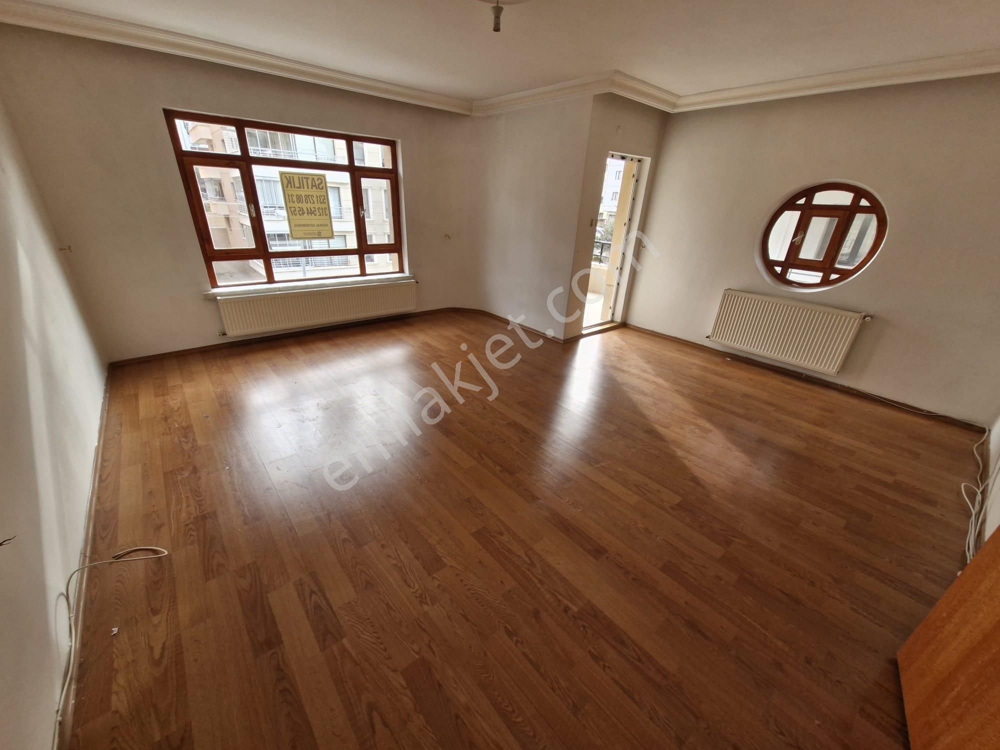 Birlik Mahallesi 393. Cadde Üzerinde Ara Kat Boş Satılık 3+1 Kupon Daire.......... - Görsel 8