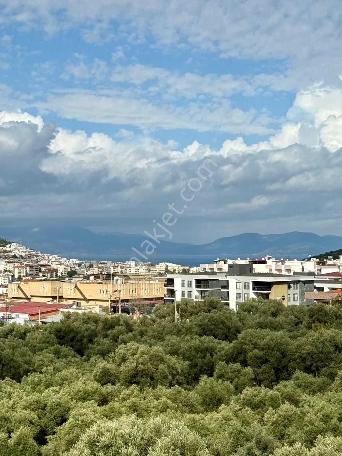 Değirmendere Mahallesinde Havuzlu Elit Doğalgazlı Sitede 2+1 Deniz Manzaralı Daire - Görsel 18