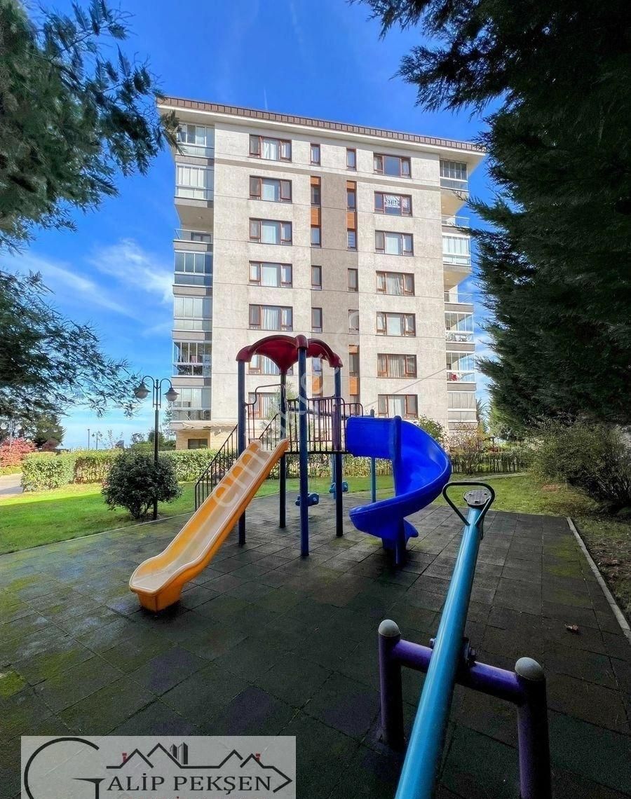 Trabzon Ortahisar'da Panoramik Deniz Manzaralı, 250 M² 4+1 Lüks Site İçi Daire - Görsel 2