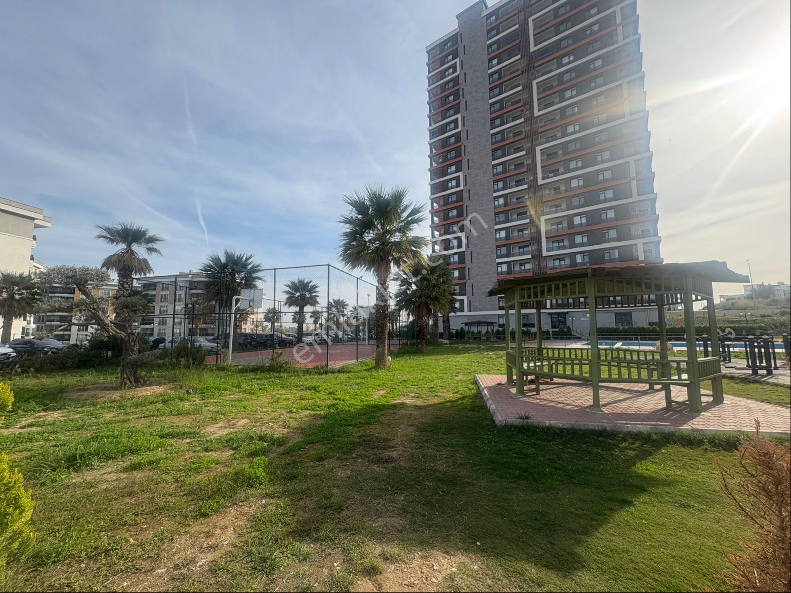 Azur Gayrimenkulden Havuzlu Güvenlikli Sitede Satılık 1+1 Daire - Görsel 31