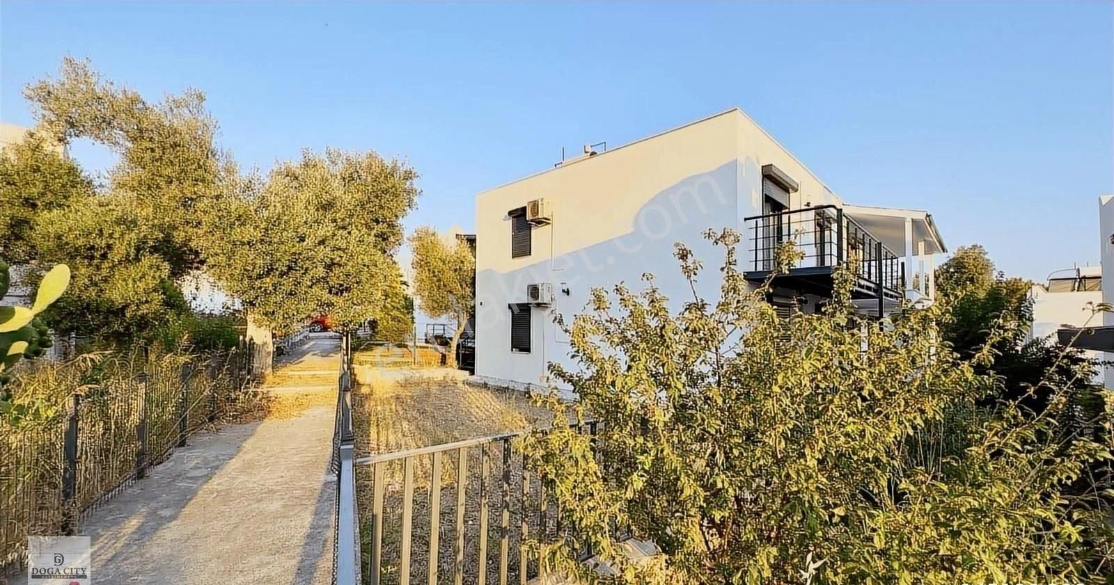 Eskada Deniz Manzaralı 2 Adet 2+1 Full Eşyalı Satılık Daire - Görsel 19